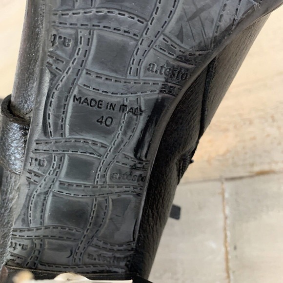 Italian Leather A. Testoni Ankle Boots Black Booties Heeled Buckle Sz 40 US 8.5 - Picture 4 of 9